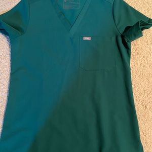 COPY - Catarina™ One-Pocket Scrub Top Hunter Green